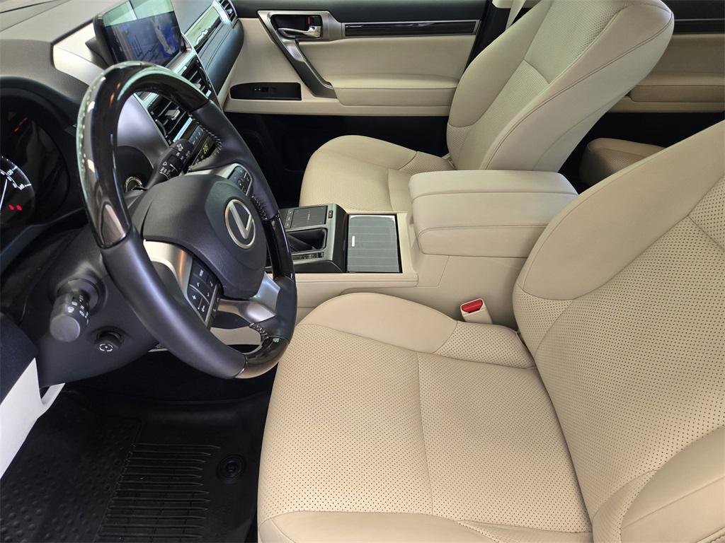 used 2022 Lexus GX 460 car, priced at $59,888