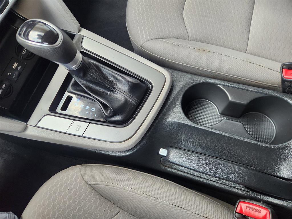 used 2020 Hyundai Elantra car, priced at $13,888