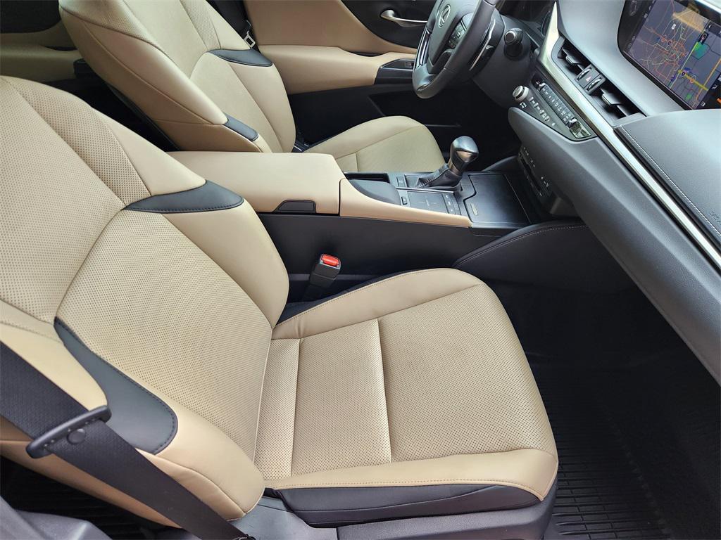 used 2021 Lexus ES 350 car, priced at $37,888