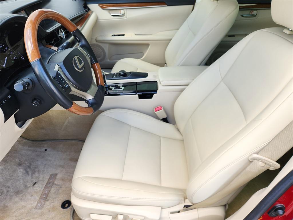 used 2013 Lexus ES 300h car, priced at $13,888