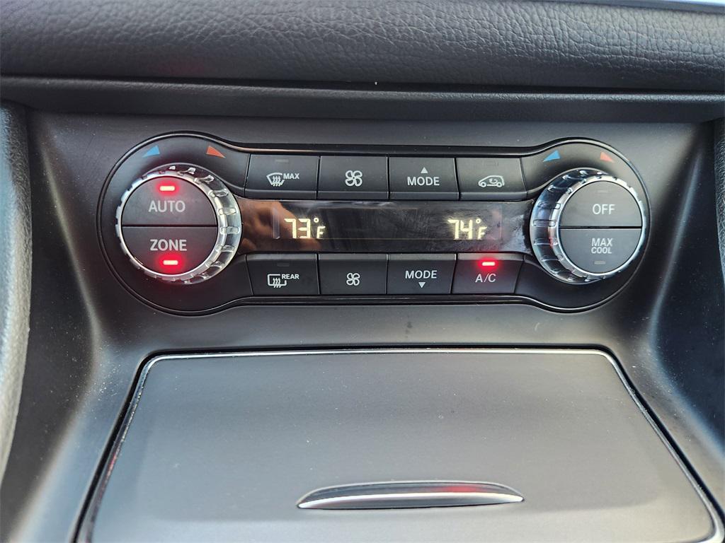 used 2020 Mercedes-Benz GLA 250 car, priced at $21,888