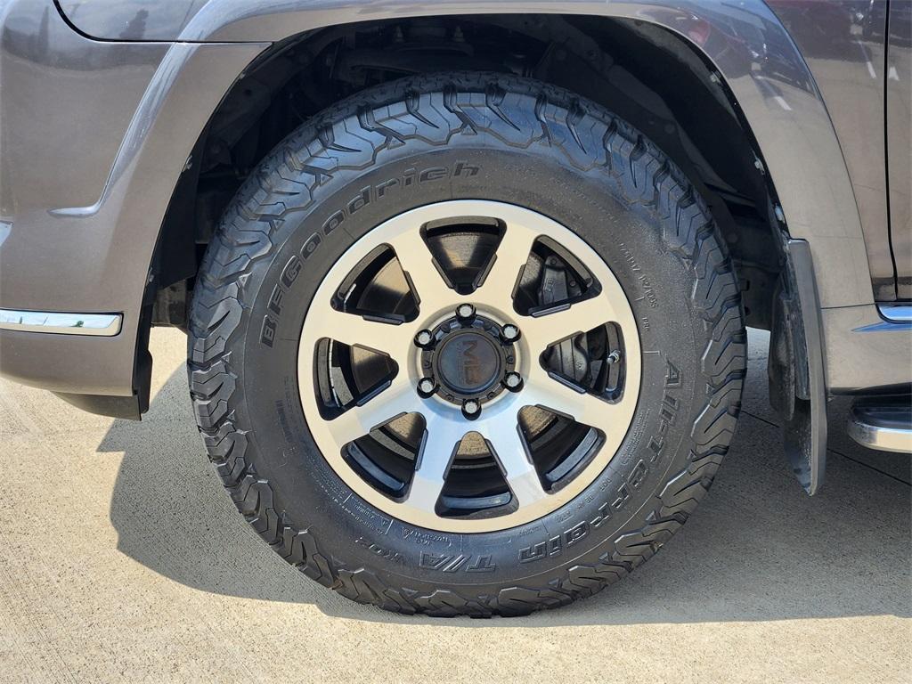 used 2016 Toyota 4Runner car, priced at $25,888
