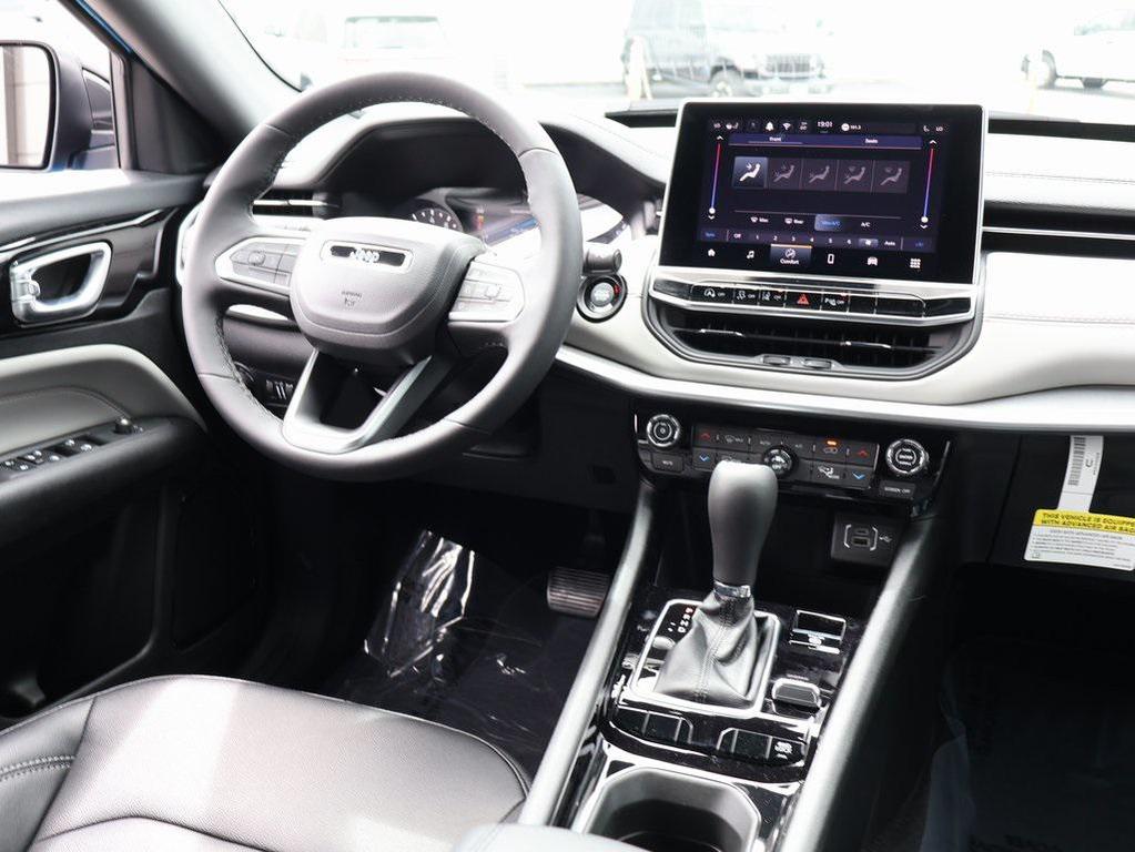 new 2026 Jeep Compass car, priced at $33,260