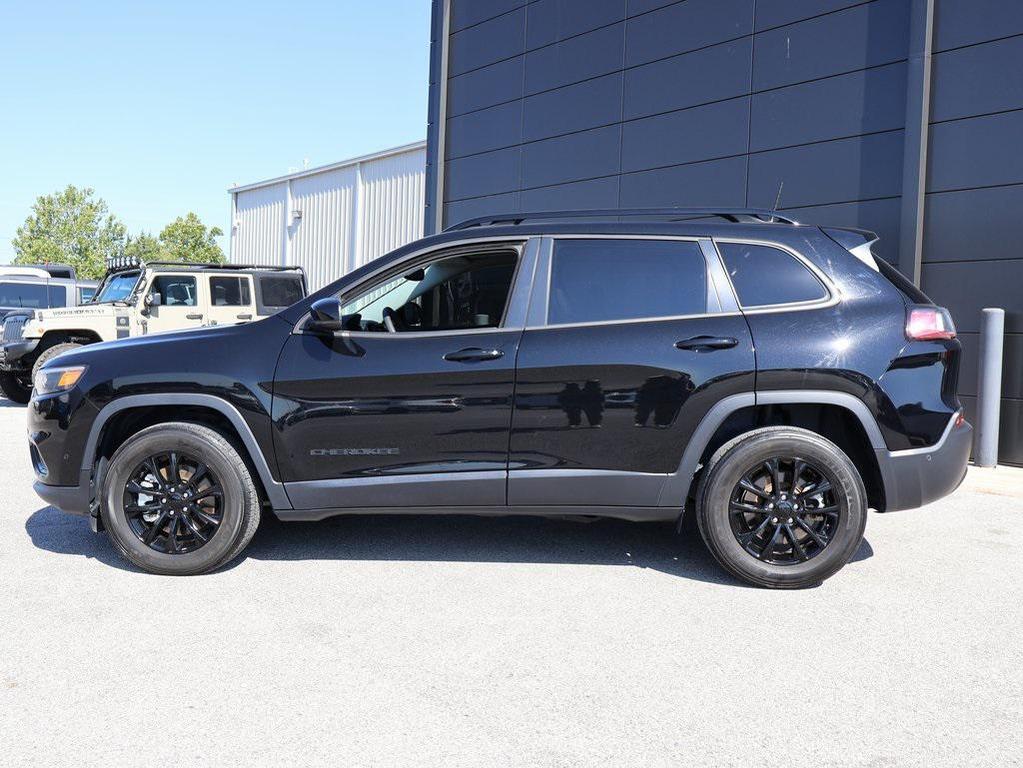 used 2023 Jeep Cherokee car, priced at $22,959