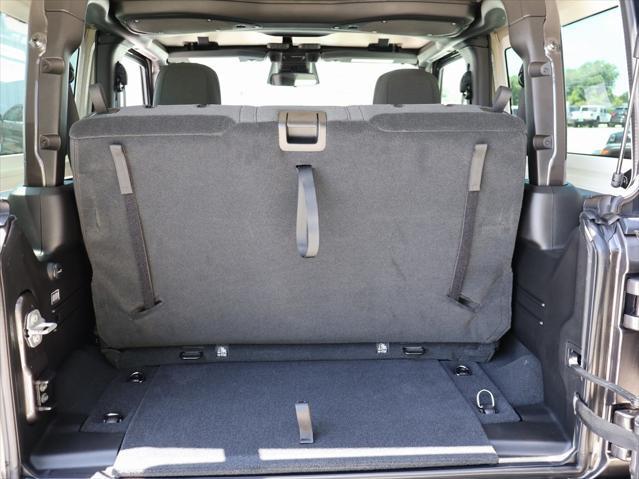 new 2025 Jeep Wrangler car, priced at $36,935