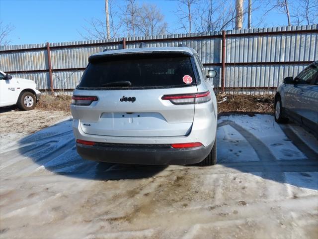 new 2025 Jeep Grand Cherokee L car, priced at $43,747