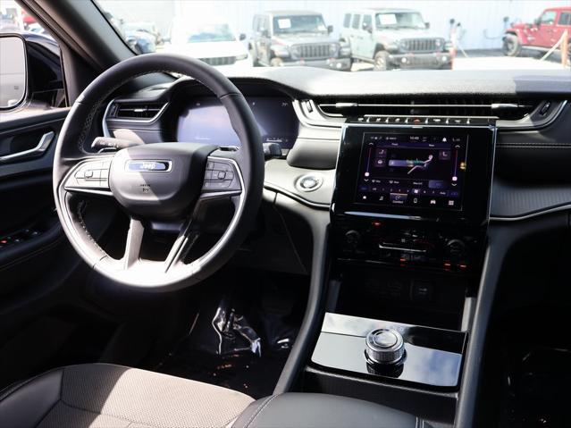 new 2025 Jeep Grand Cherokee L car, priced at $45,499