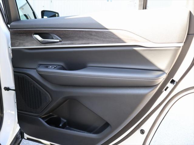 new 2025 Jeep Grand Cherokee L car, priced at $48,209