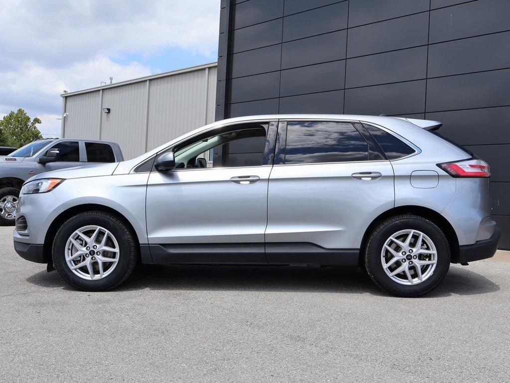 used 2024 Ford Edge car, priced at $22,999