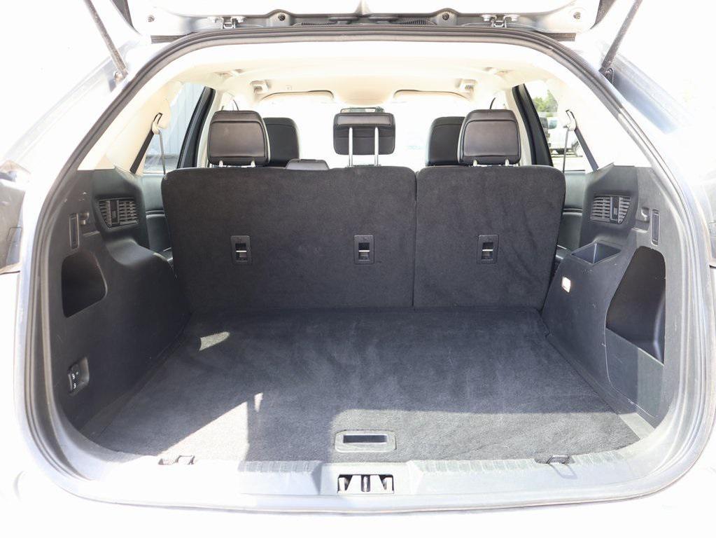 used 2024 Ford Edge car, priced at $22,999