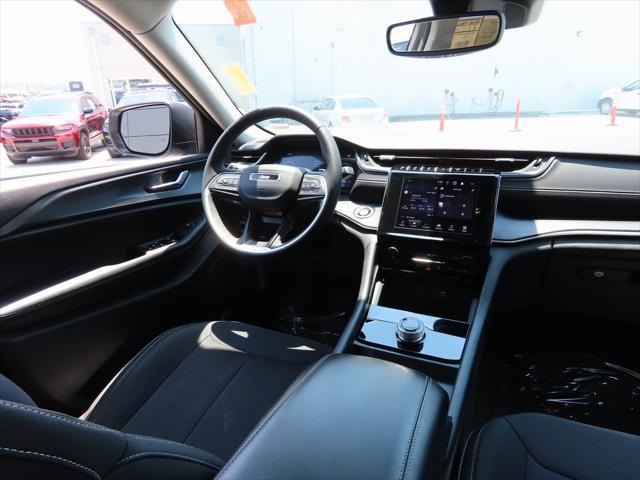 used 2023 Jeep Grand Cherokee car, priced at $29,199