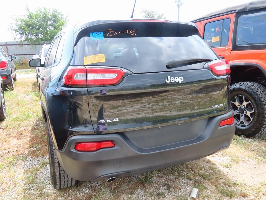 used 2014 Jeep Cherokee car, priced at $11,199