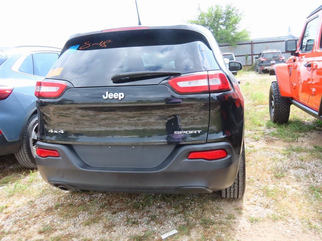 used 2014 Jeep Cherokee car, priced at $11,199