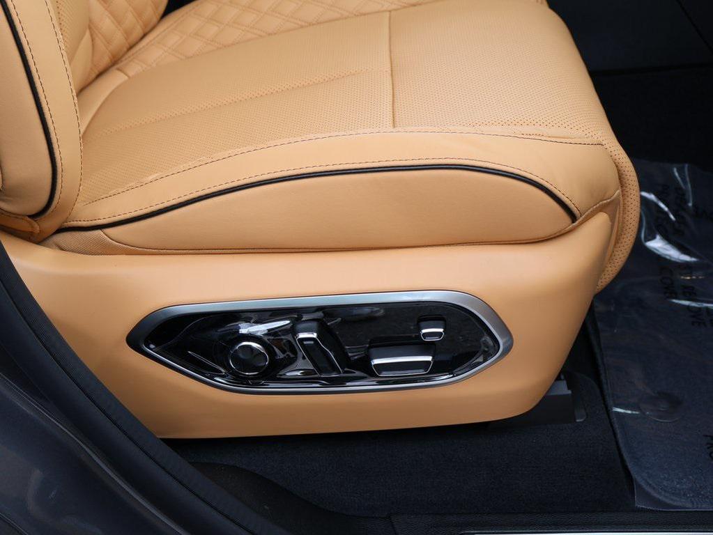 new 2025 Jeep Grand Cherokee L car, priced at $62,952