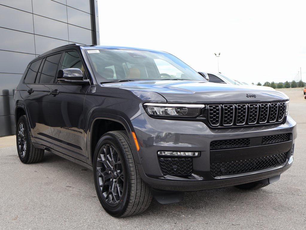 new 2025 Jeep Grand Cherokee L car, priced at $62,952