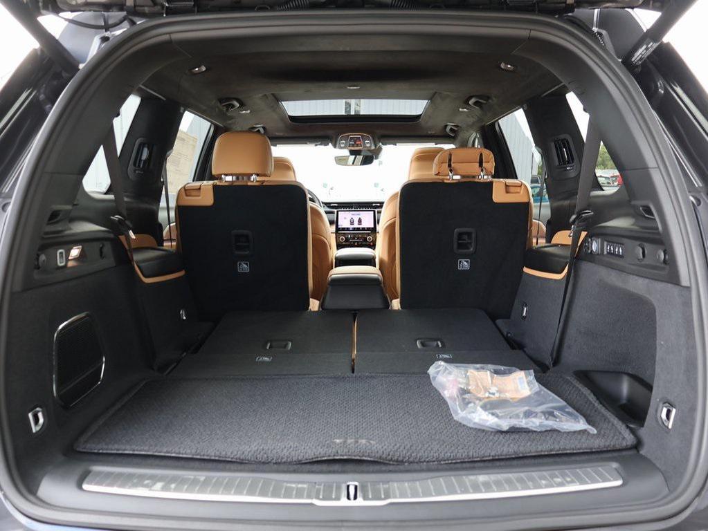 new 2025 Jeep Grand Cherokee L car, priced at $62,952