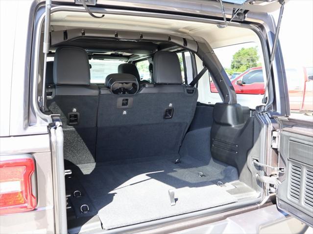 new 2025 Jeep Wrangler car, priced at $50,707