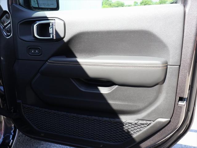 new 2025 Jeep Wrangler car, priced at $50,707