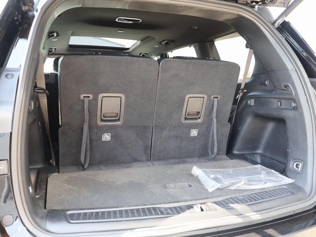 used 2024 Jeep Grand Cherokee L car, priced at $32,599