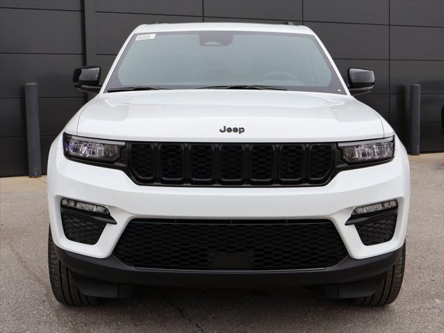 new 2025 Jeep Grand Cherokee car, priced at $43,895