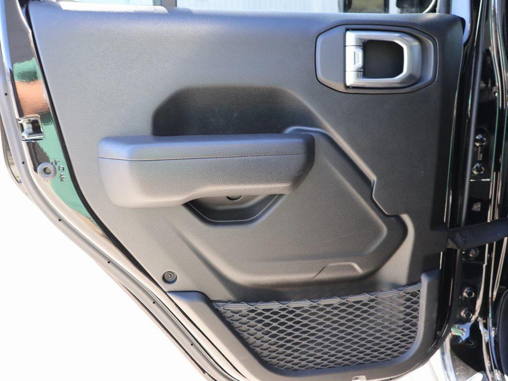 used 2022 Jeep Gladiator car, priced at $32,999