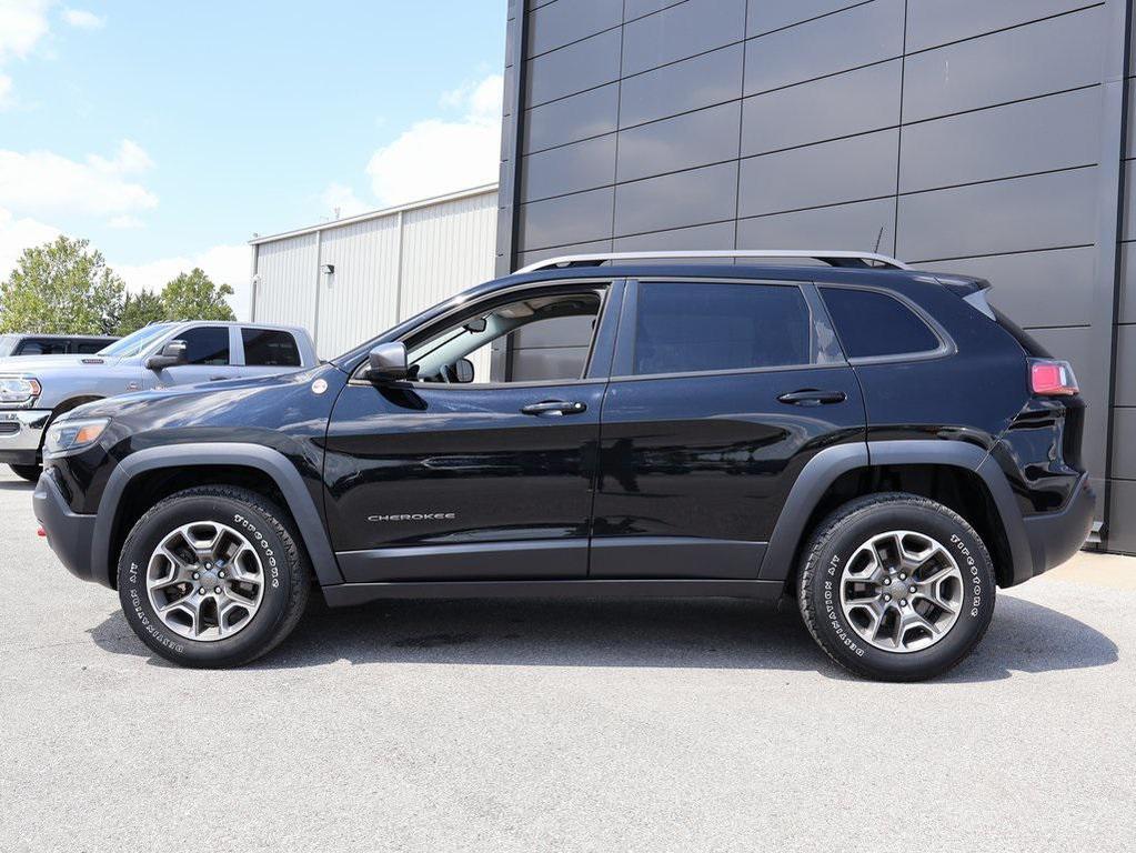 used 2020 Jeep Cherokee car, priced at $19,999
