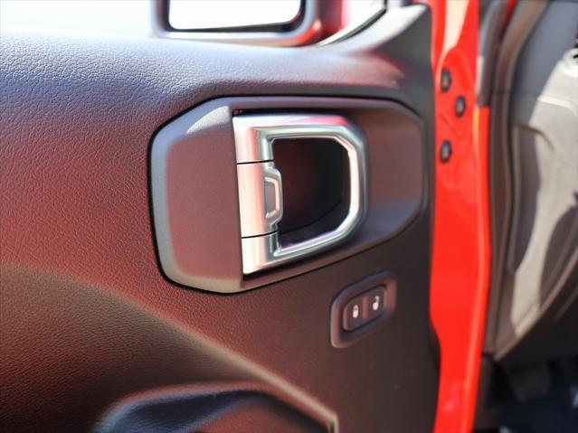 new 2025 Jeep Wrangler car, priced at $37,890