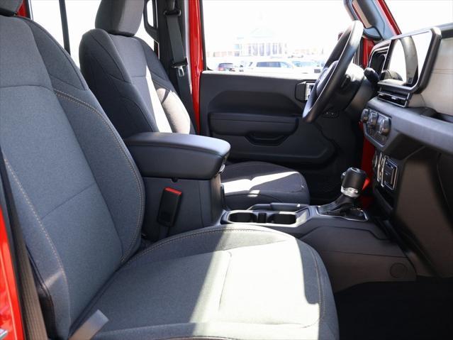 new 2025 Jeep Wrangler car, priced at $37,890