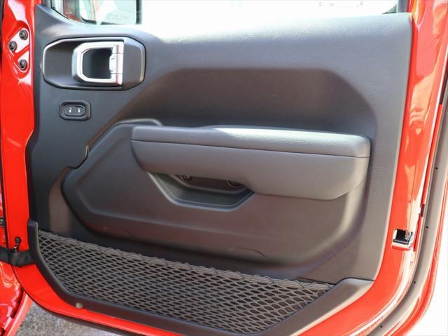 new 2025 Jeep Wrangler car, priced at $37,890