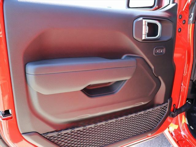 new 2025 Jeep Wrangler car, priced at $37,890