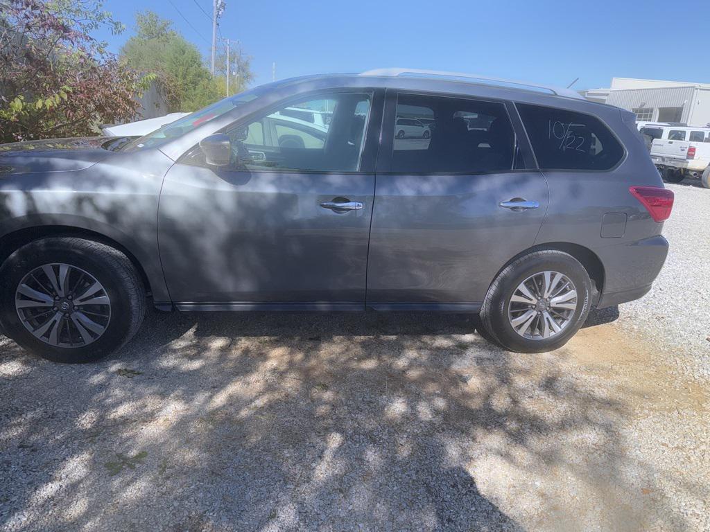 used 2017 Nissan Pathfinder car, priced at $10,999