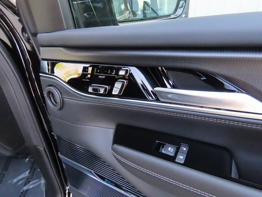 new 2024 Jeep Grand Wagoneer car, priced at $91,481
