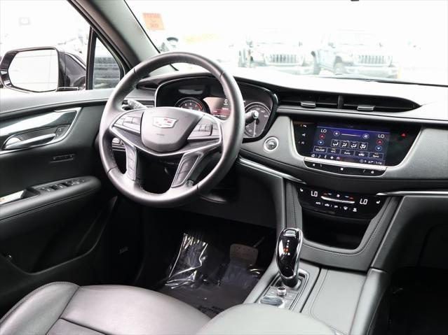 used 2021 Cadillac XT5 car, priced at $28,999