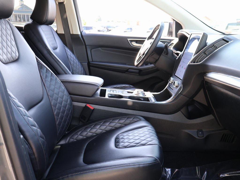 used 2024 Ford Edge car, priced at $26,699