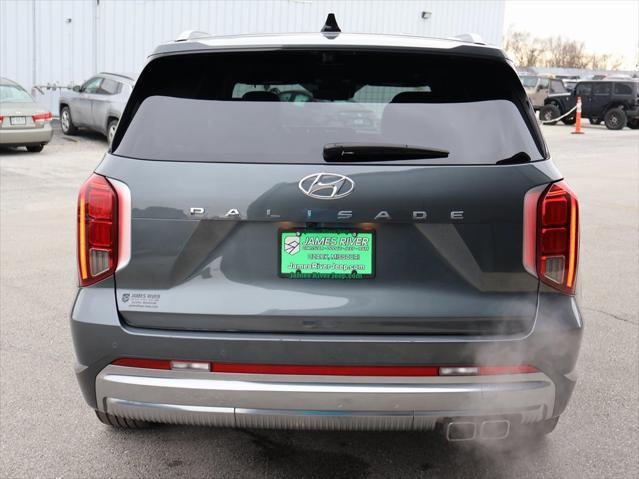 used 2024 Hyundai Palisade car, priced at $40,365