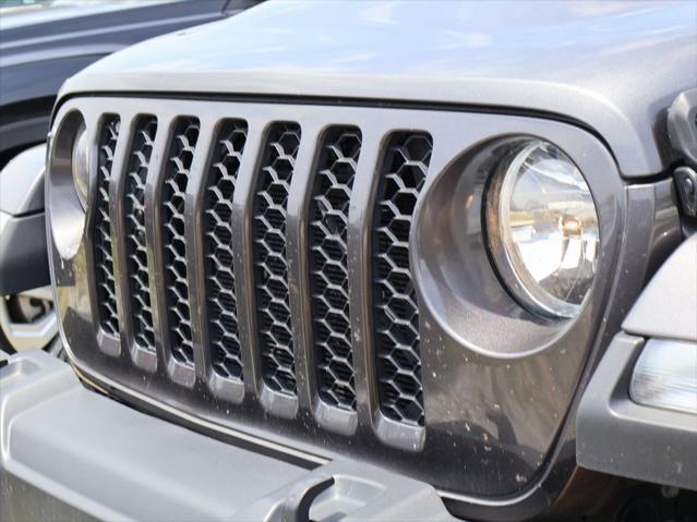 used 2023 Jeep Gladiator car, priced at $31,026