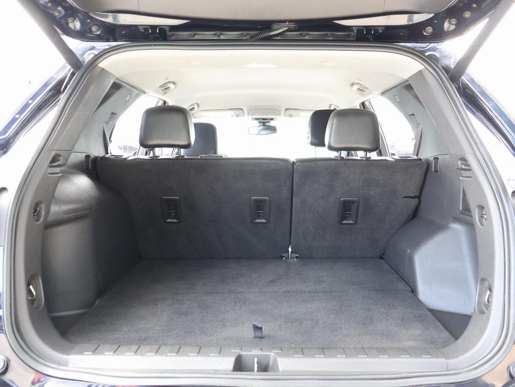 used 2021 Chevrolet Equinox car, priced at $18,649