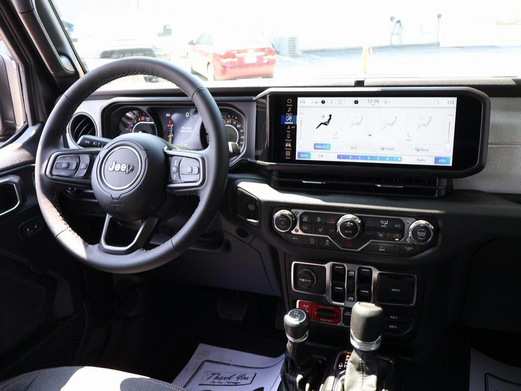 new 2025 Jeep Gladiator car, priced at $47,883