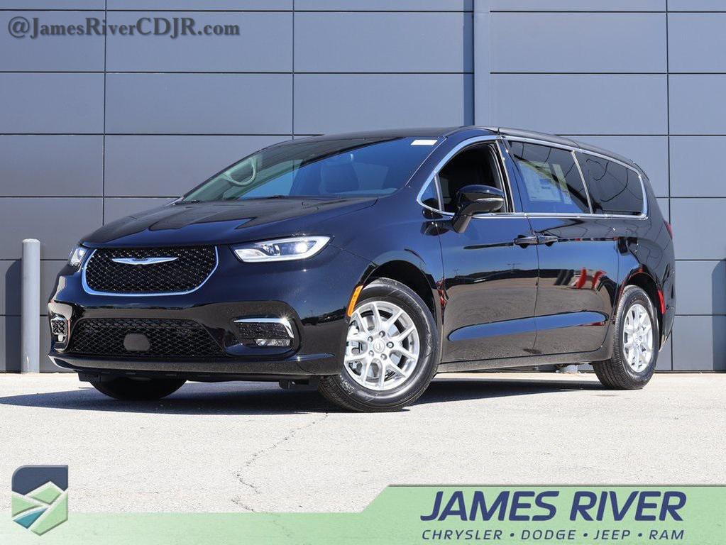 new 2026 Chrysler Pacifica car, priced at $46,420