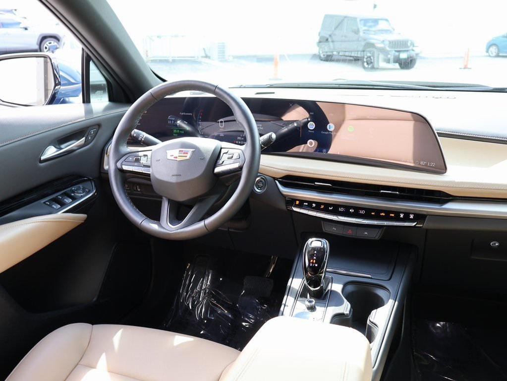 used 2024 Cadillac XT4 car, priced at $31,999