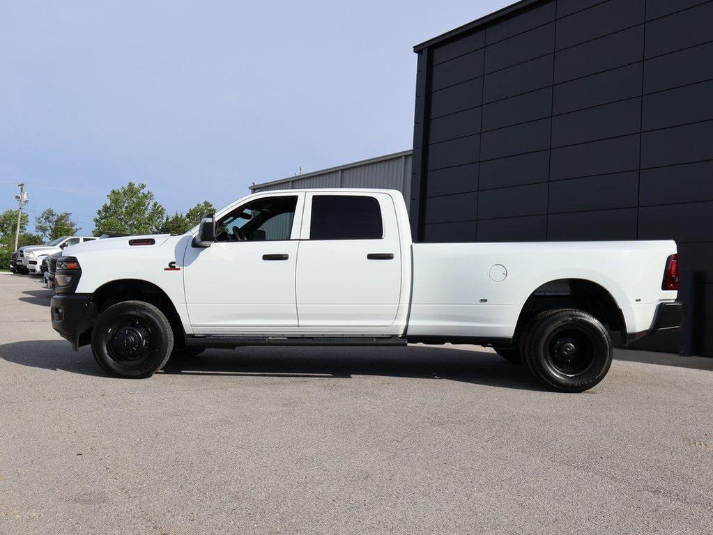 new 2025 Ram 3500 car, priced at $60,450