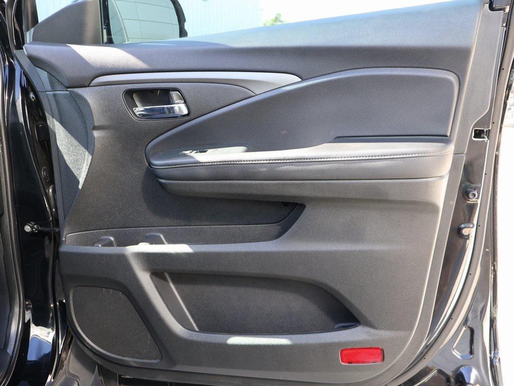 used 2023 Honda Ridgeline car, priced at $32,999