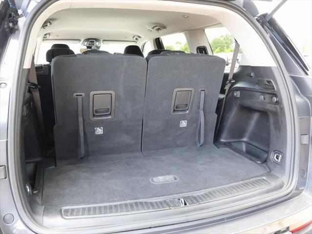 used 2023 Jeep Grand Cherokee L car, priced at $28,972