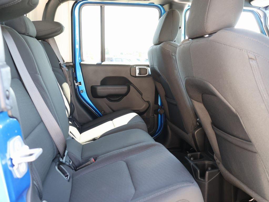 used 2022 Jeep Gladiator car, priced at $34,379
