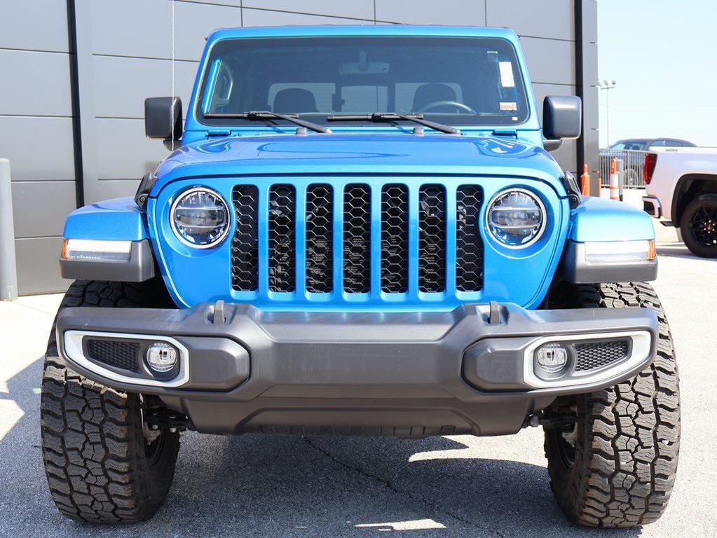 used 2022 Jeep Gladiator car, priced at $34,379