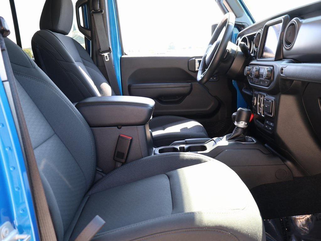 used 2022 Jeep Gladiator car, priced at $34,379