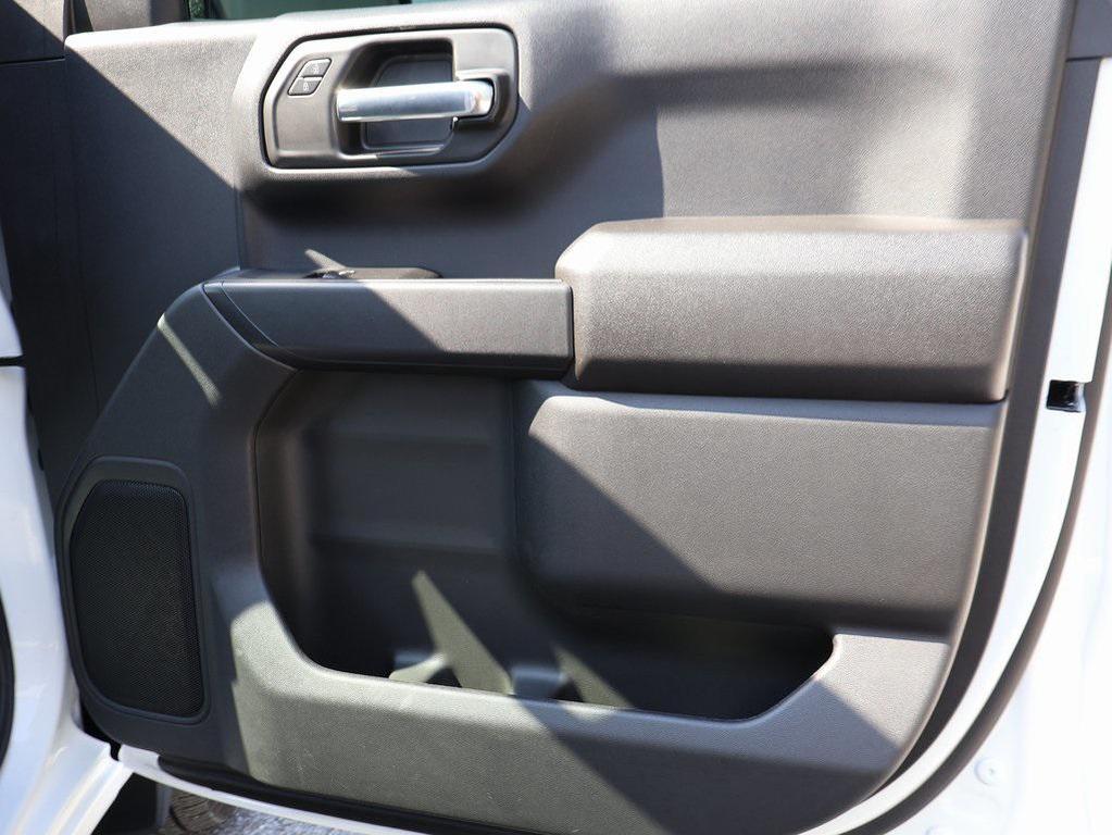 used 2025 GMC Sierra 1500 car, priced at $37,269