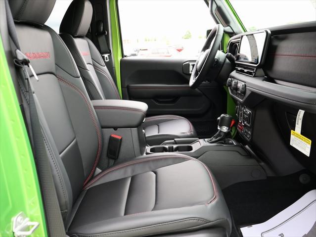 new 2025 Jeep Gladiator car, priced at $55,847
