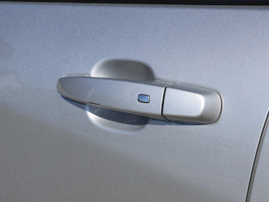 used 2021 Chevrolet Equinox car, priced at $16,599