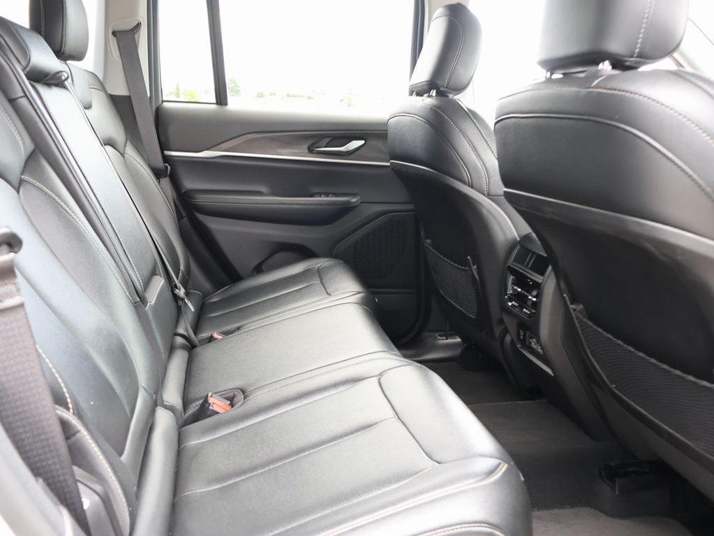 used 2024 Jeep Grand Cherokee car, priced at $31,199